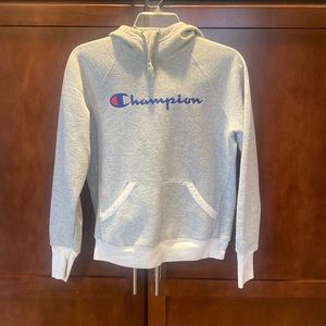 Champion women’s hooded sweatshirt small